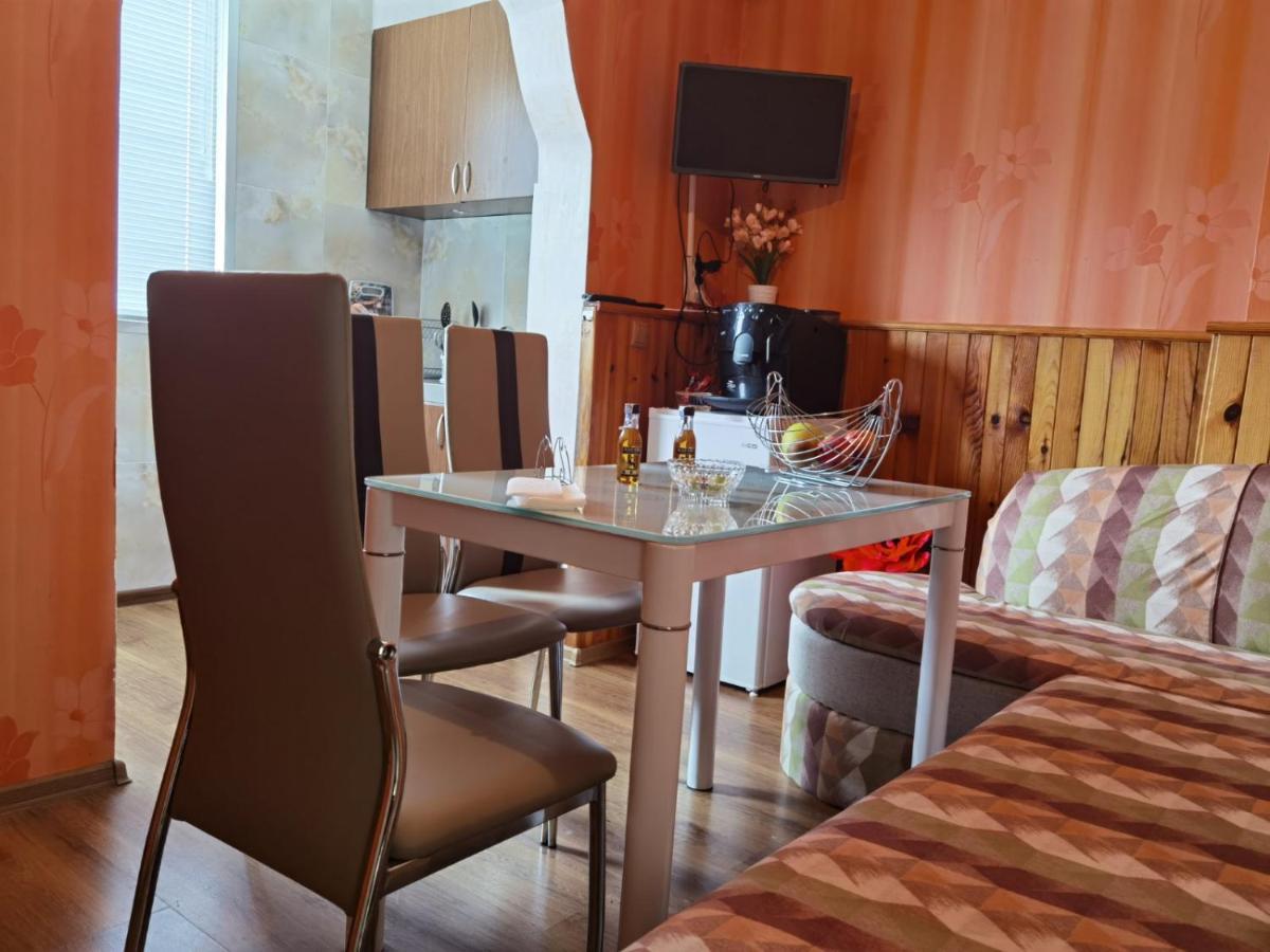 Апартамент Дани Apartament Dani Kazanlak Luaran gambar