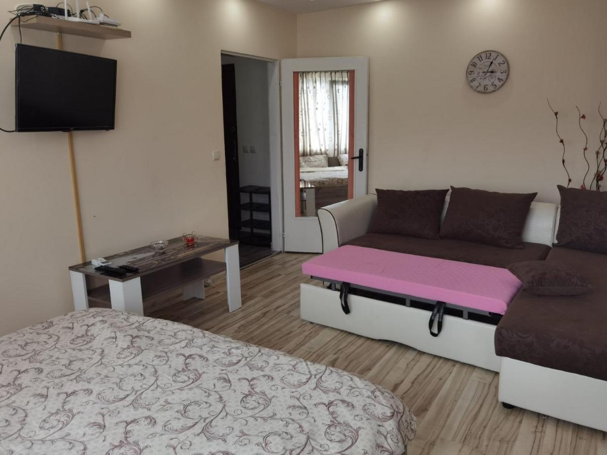 Апартамент Дани Apartament Dani Kazanlak Luaran gambar